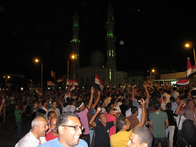 Feierlichkeiten und Freude über die Verkündung