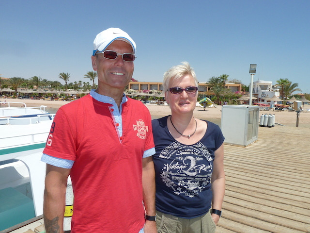 Tauchlehrer in der Sonne