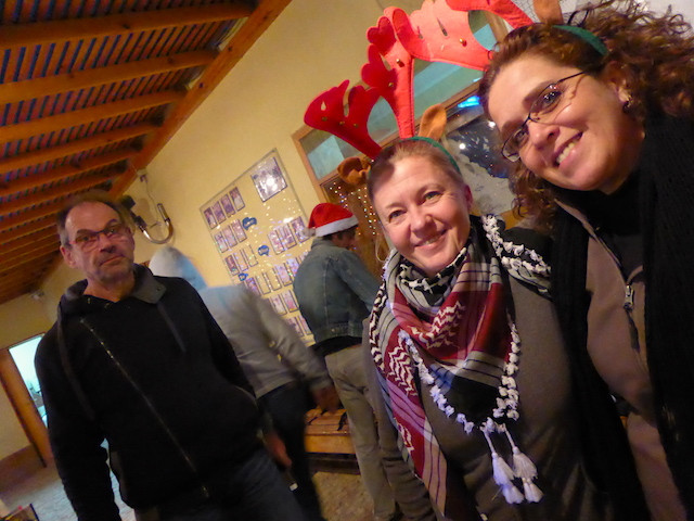 Frauen zu Weihnachten 