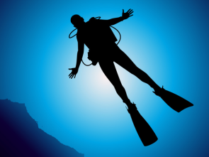 Taucher im Gegenlicht